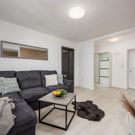 Apartment S&M Heart Of 普拉 外观 照片