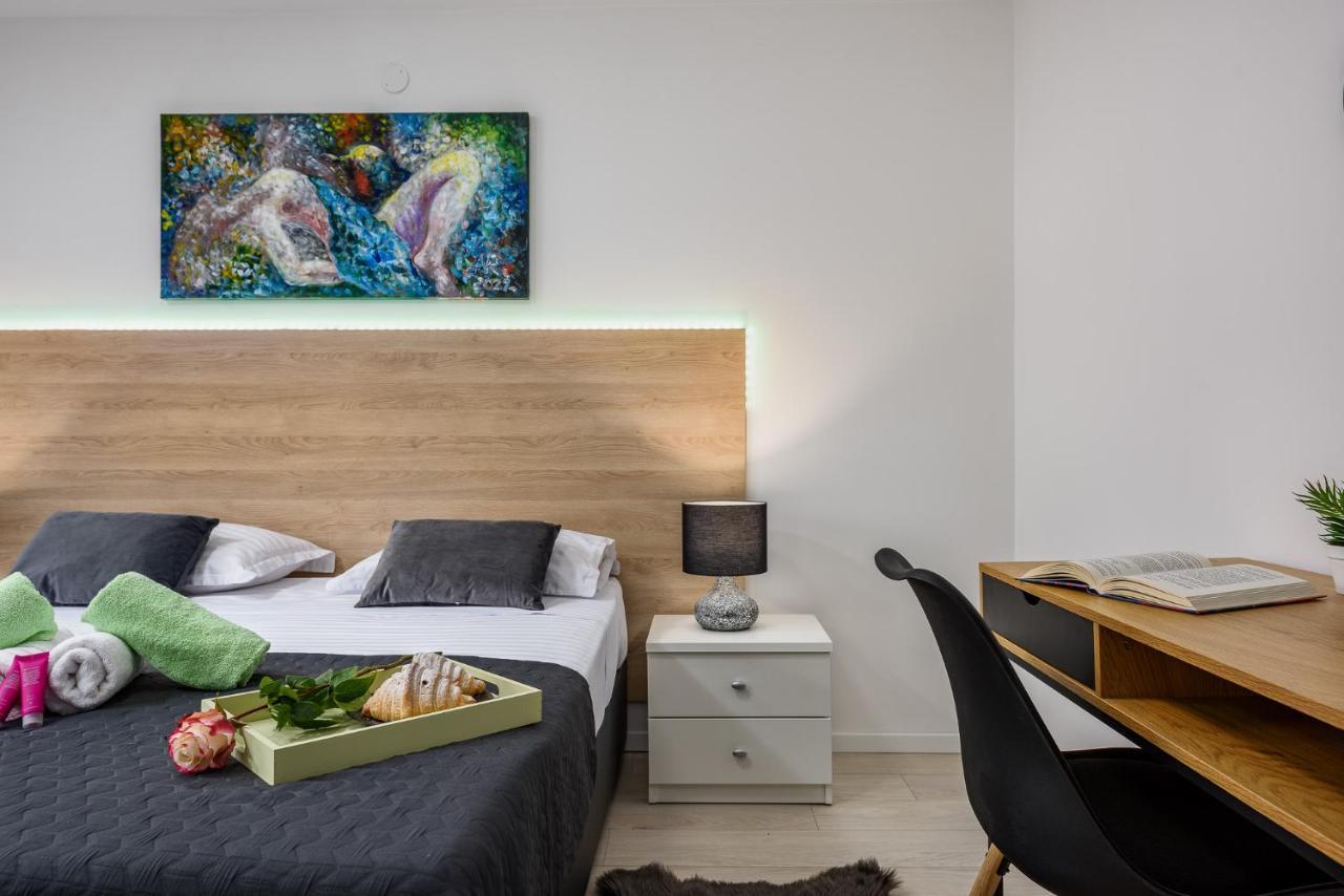 Apartment S&M Heart Of 普拉 外观 照片