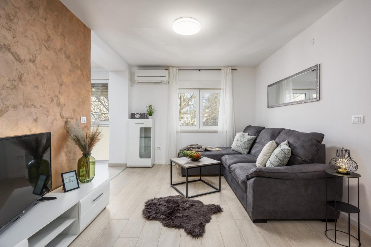 Apartment S&M Heart Of 普拉 外观 照片