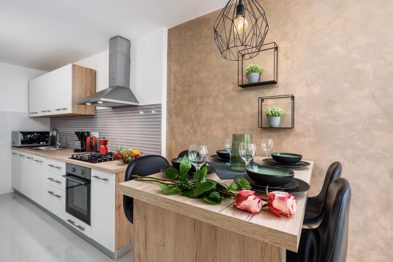 Apartment S&M Heart Of 普拉 外观 照片